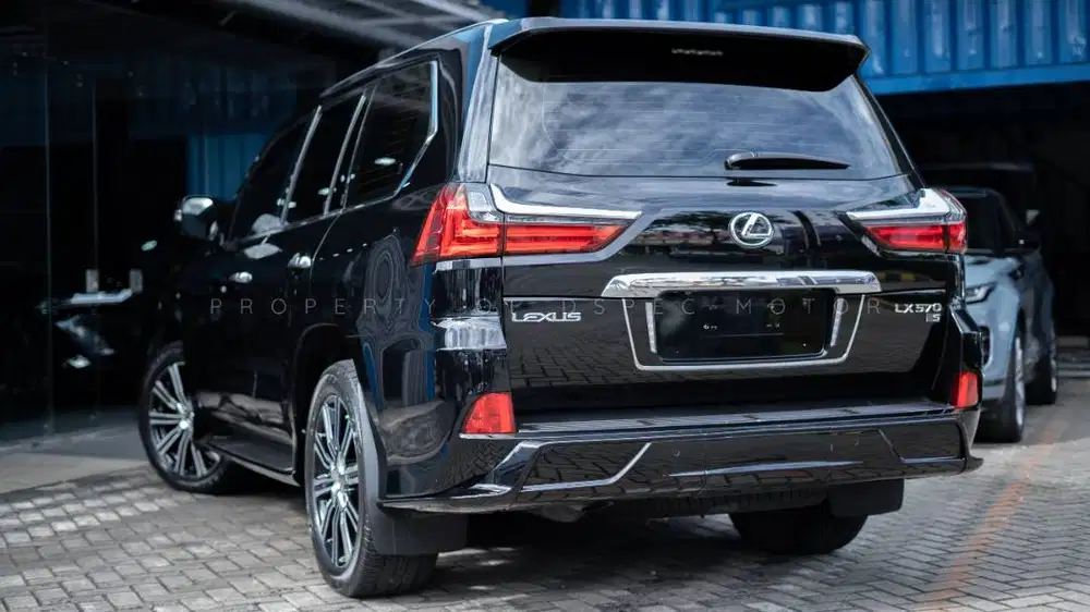 Lexus LX 570 Sport 4x4 AT Spesial conditions