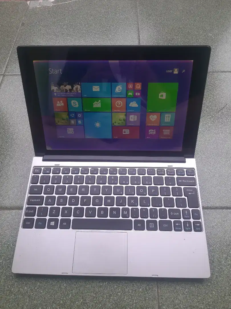 Accer one 10 ram 2 tablet + notebook