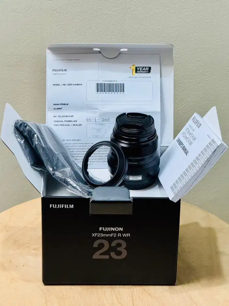 Fujifilm Fujinon XF 23mm F2 R WR / Lensa Fujifilm XF 23mm - Hitam