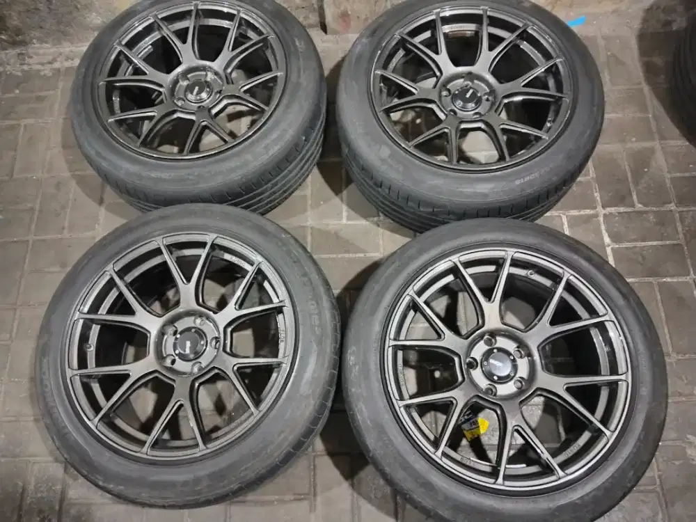 Velg Konig Ampliform R18 Original Plus Ban