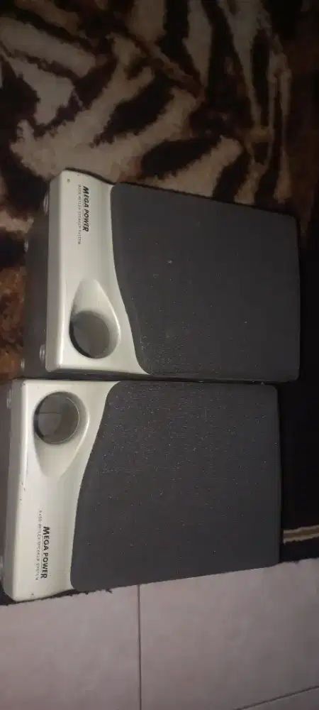 Speaker Pasif Polytron