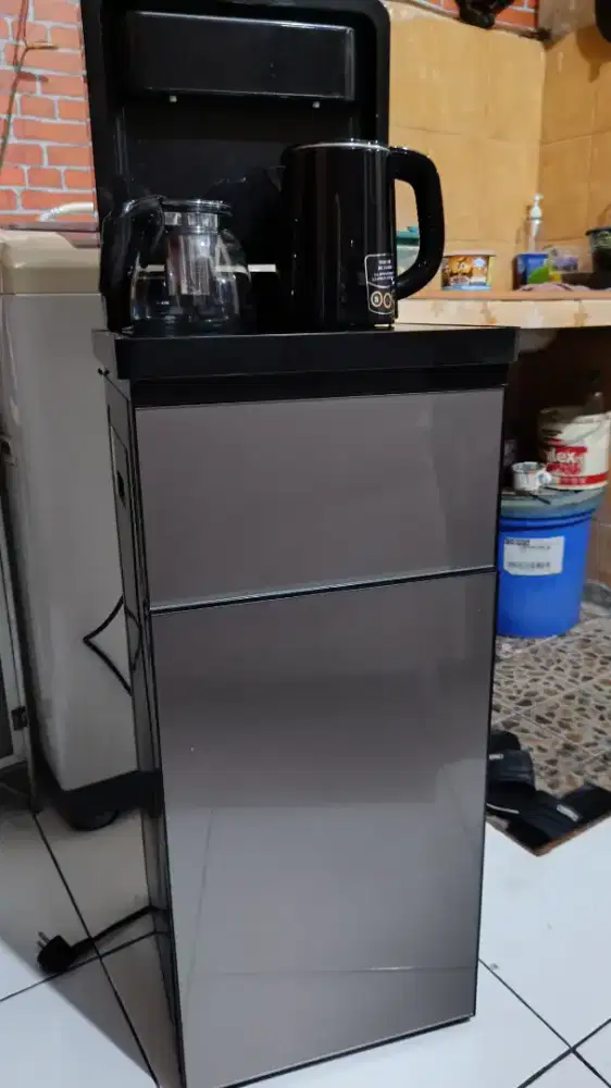 Jual dispenser panas dan dingin