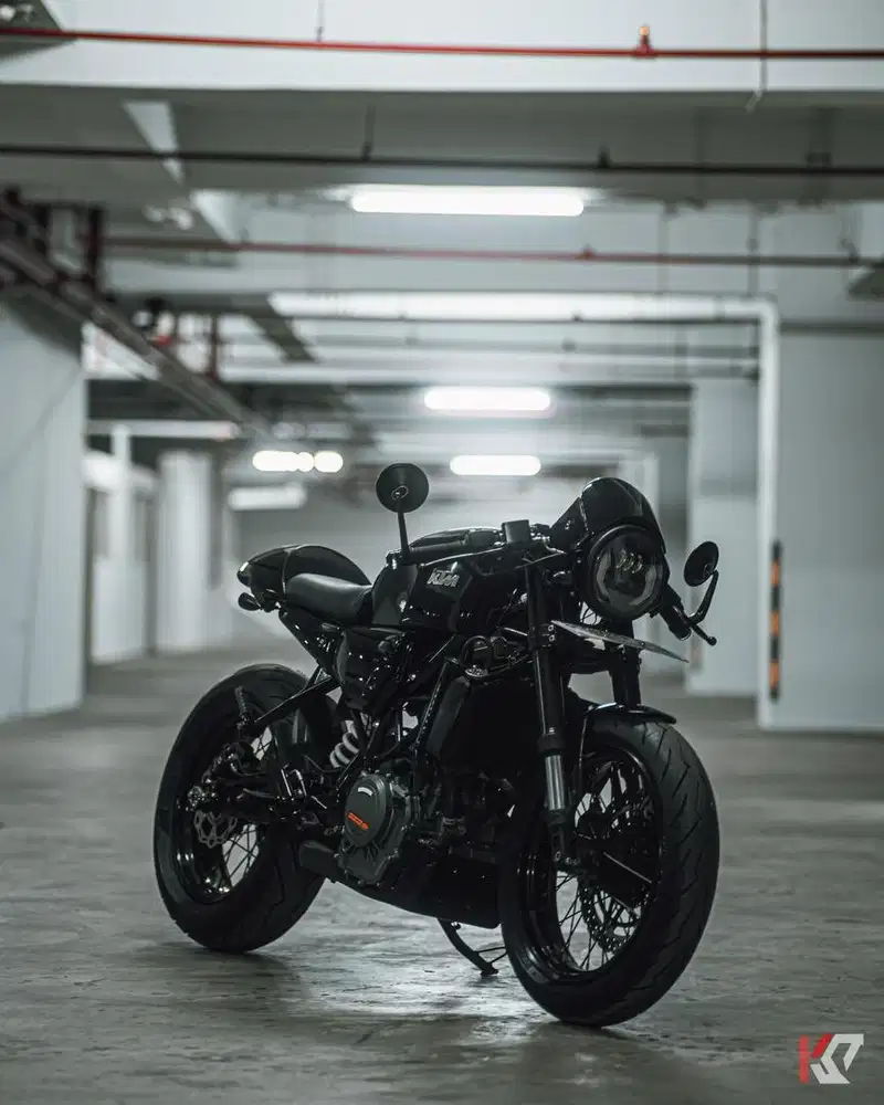 KTM DUKE 250 Custom British Neo Caferacer