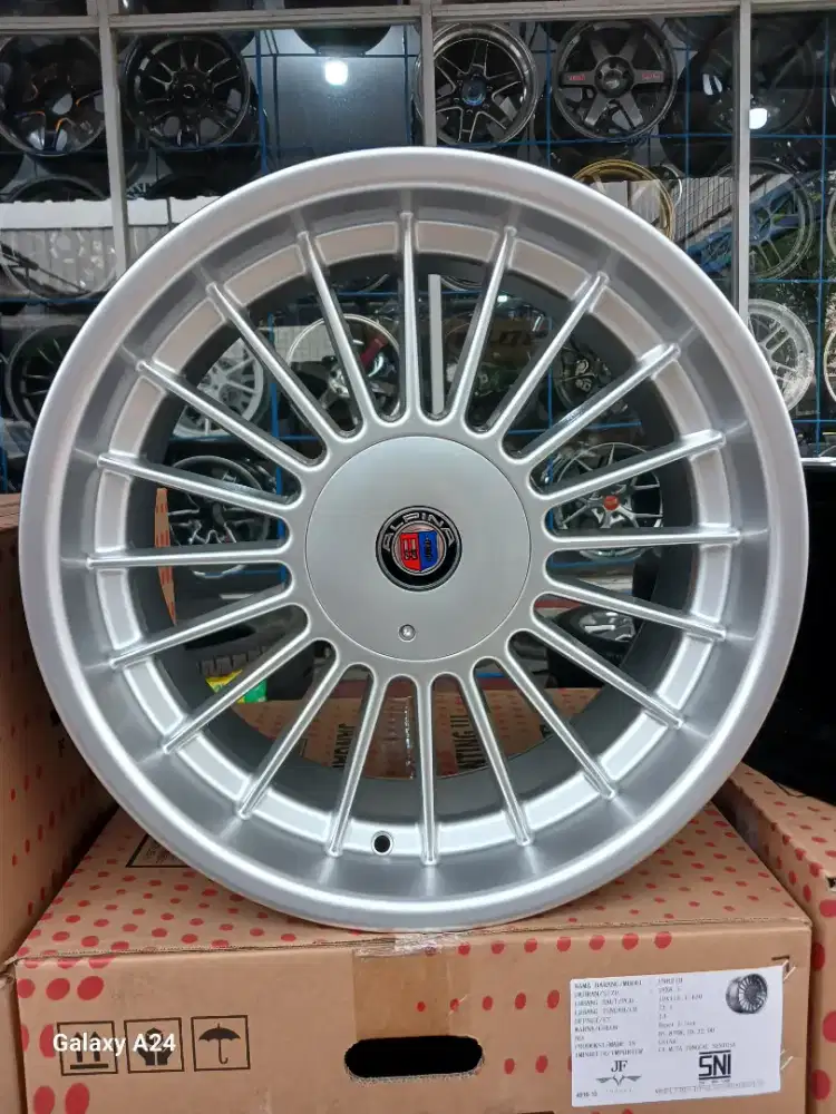 Alpina turbin ring 18 lebar 8,5-9,5 pcd 5x113/120 ET 13-18 bmw reborn