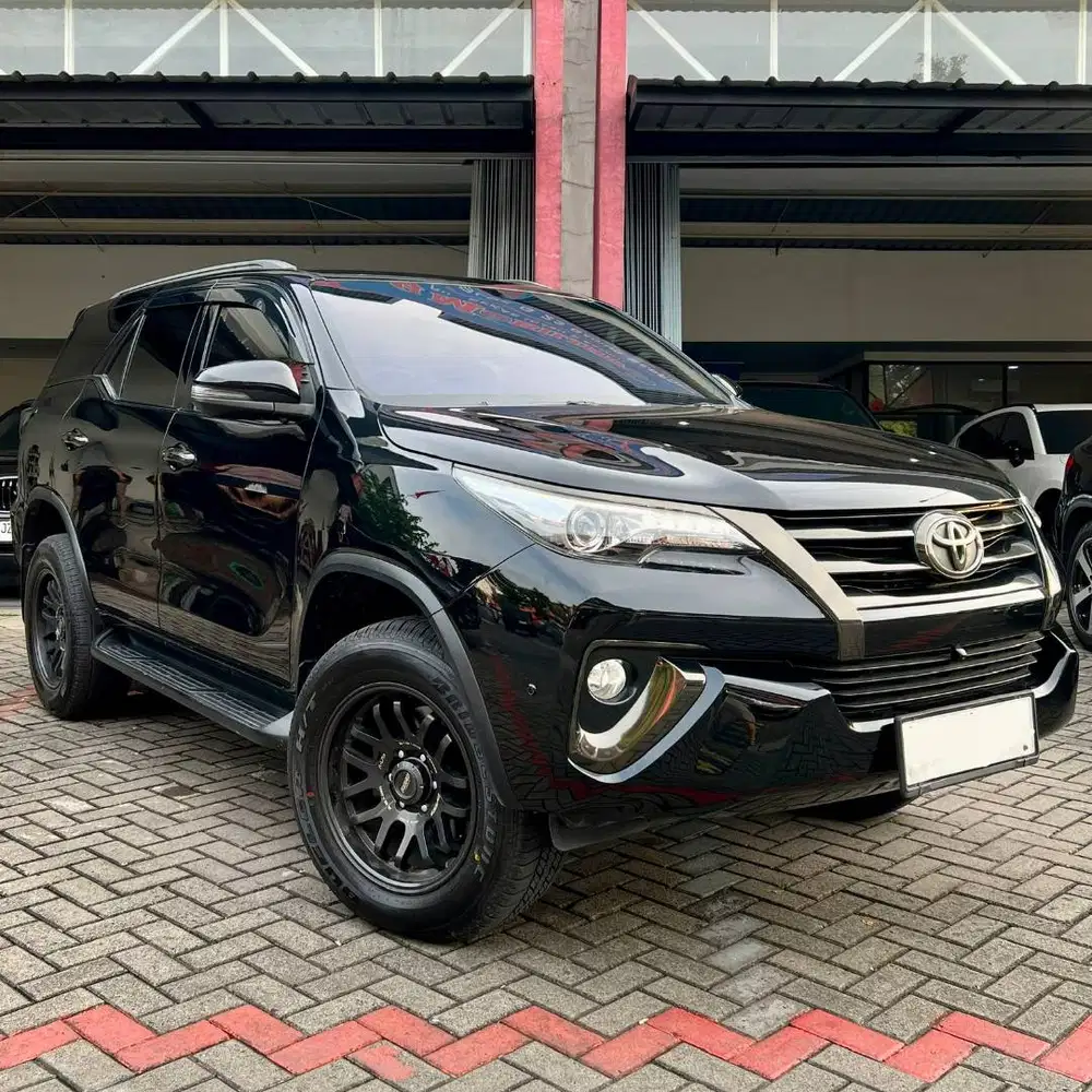 Toyota Fortuner VRZ 2020 Hitam black diesel fortuner 2021 record bu