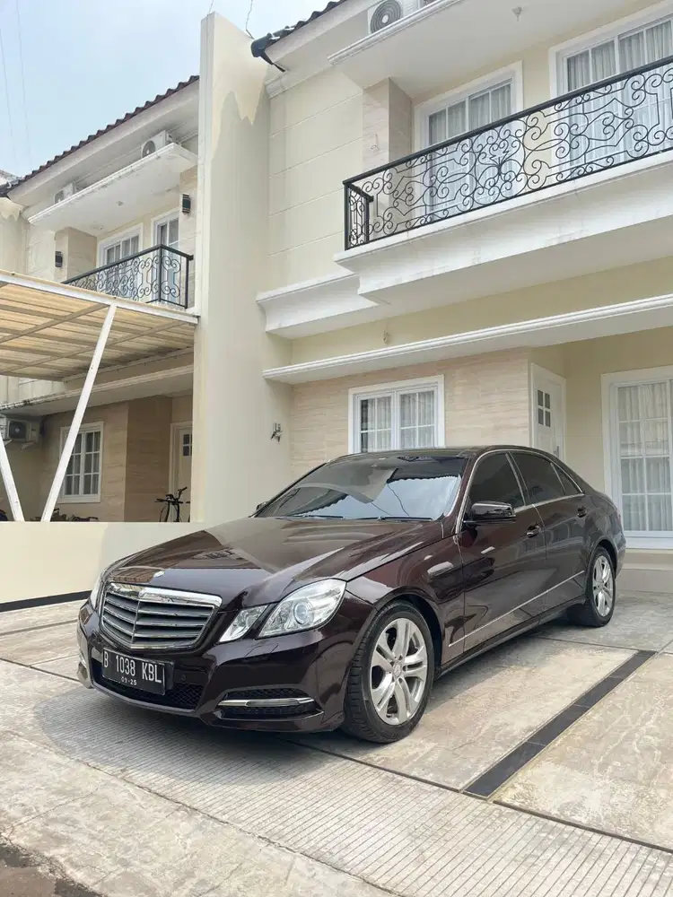 Mercedes benz E300 avantgarde 2012 hitam black mercy e300 2013 jual bu