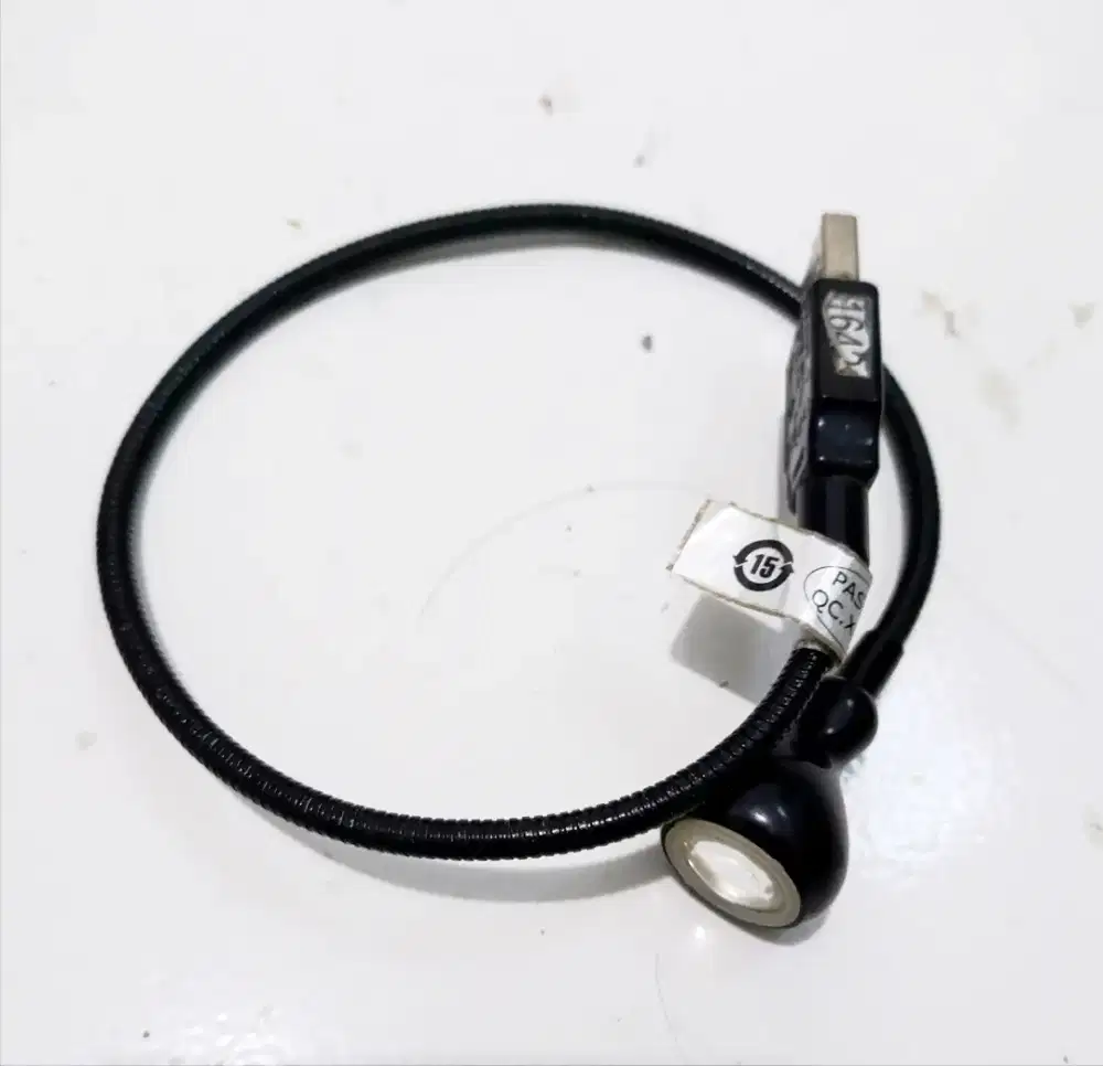 Lampu baca travel merk IKEA