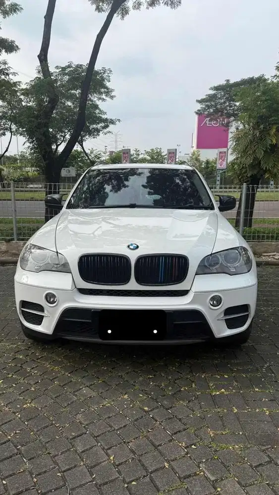 DIJUAL BMW X5 2013 300jt Nego