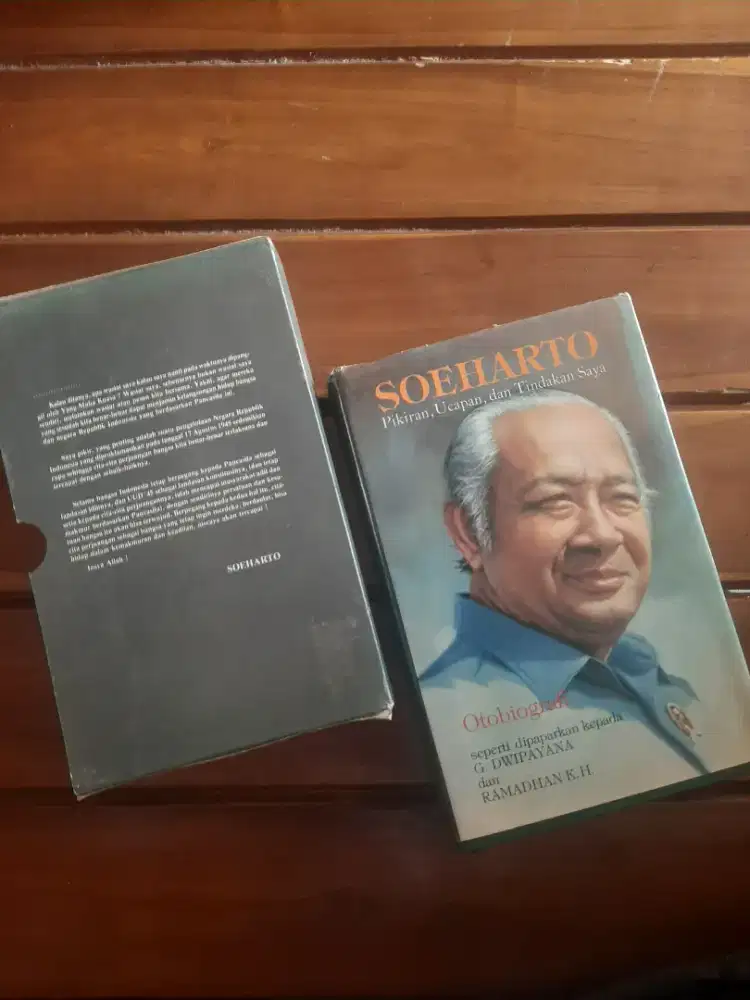 Buku ori Otobiografi Soeharto + bonus