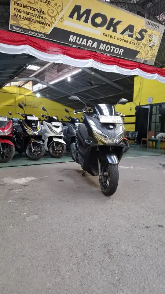 READY HONDA PCX 160 CBS 2022 KM RENDAH