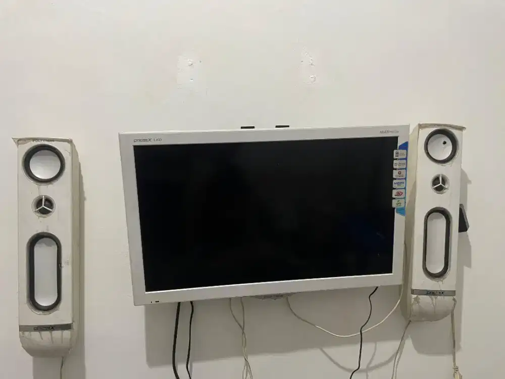 Polytron Cinemax LED Multimedia