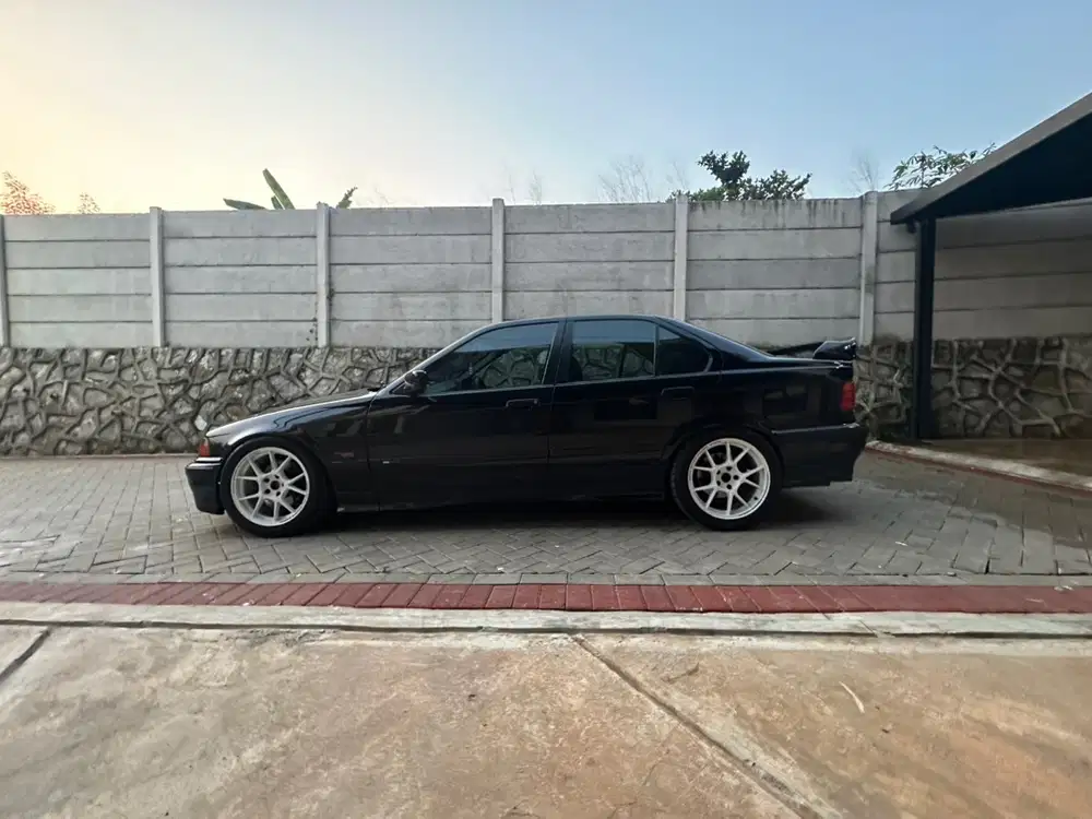 BMW E36 320i manual 1994