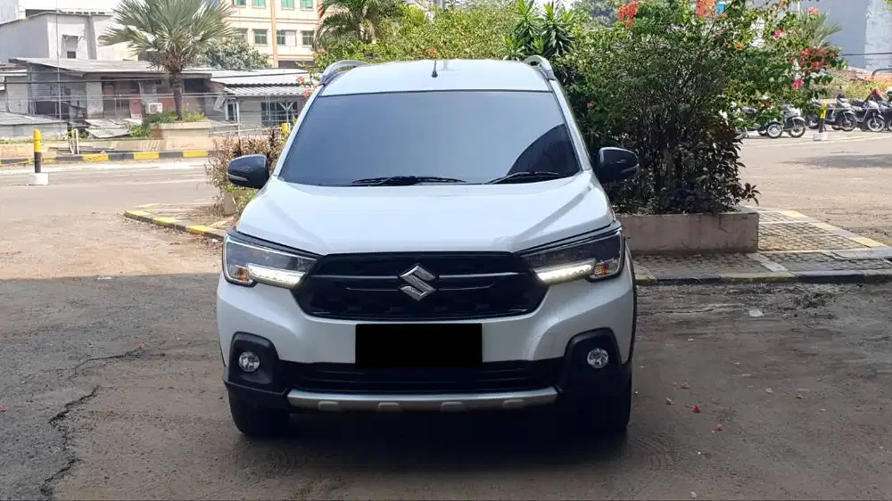 Suzuki XL7 XL 7 Beta Hybrid Cruise Control Putih 2024 Like New Low KM