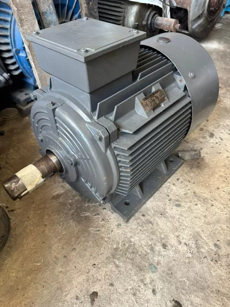 Dinamo 50 hp / 37 kw rpm 1500