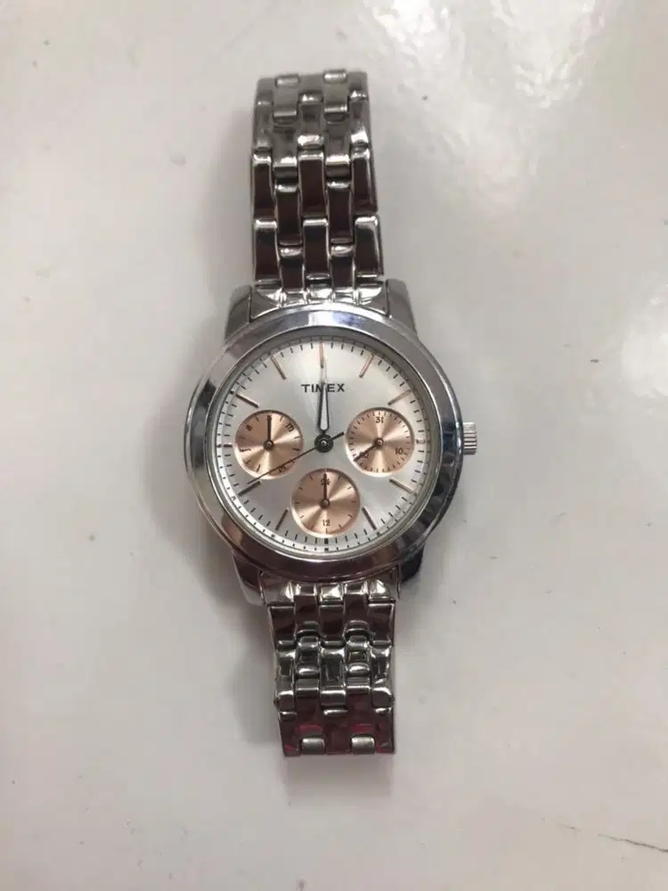 Dijual jam tangan wanita