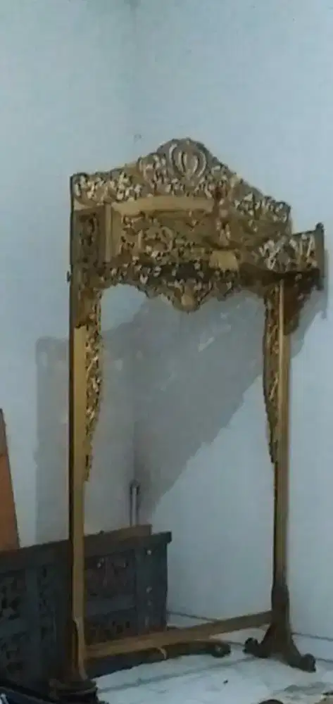 dijual murah 2 set sketsel, kursi dan dekorasi pengantin