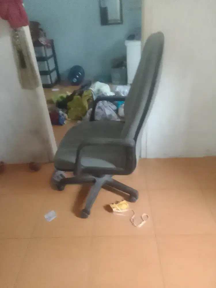 Kursi kantor, bisa putar