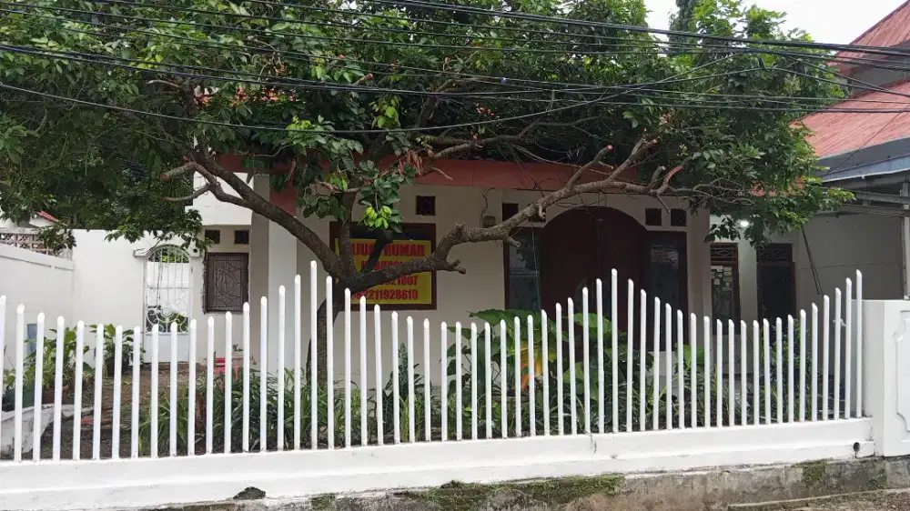 Dijual Rumah Komplek Jakarta Timur Murah