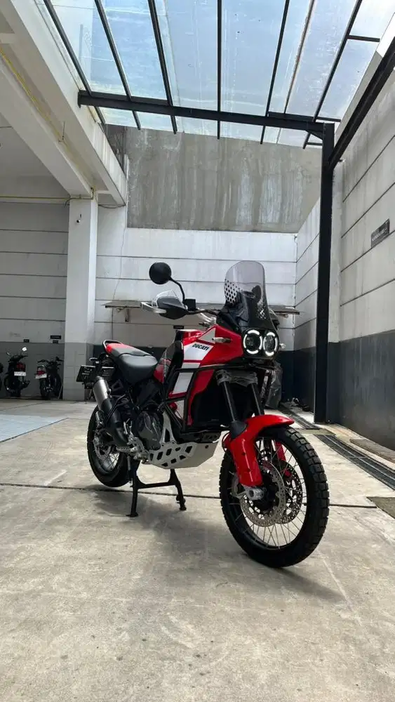 Ducati DesertX Discovery 2025