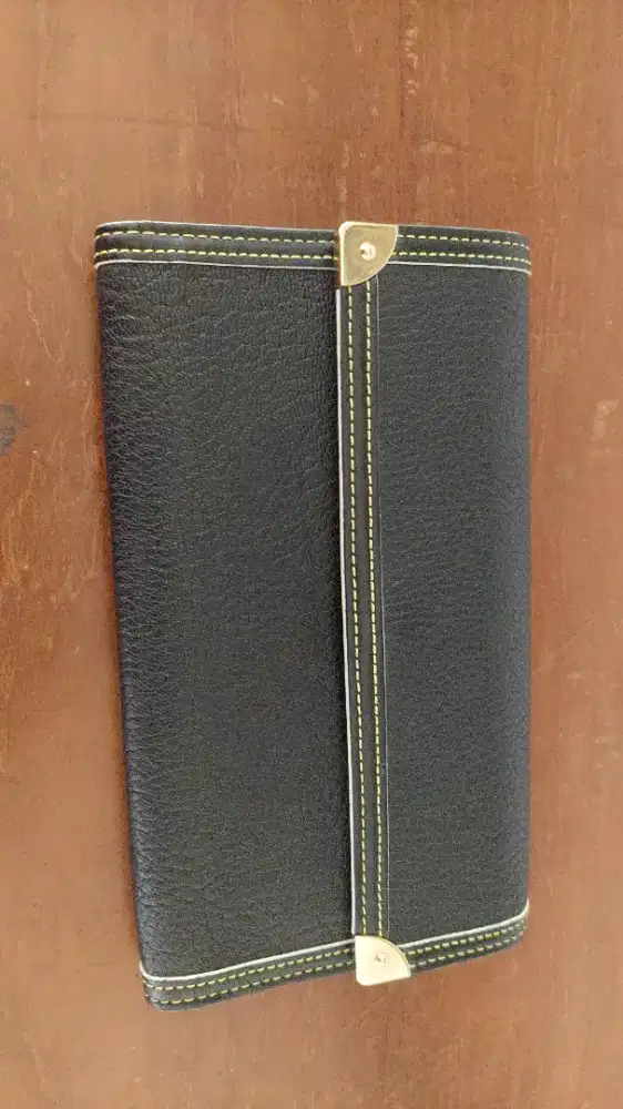 For Sale Wallet LV