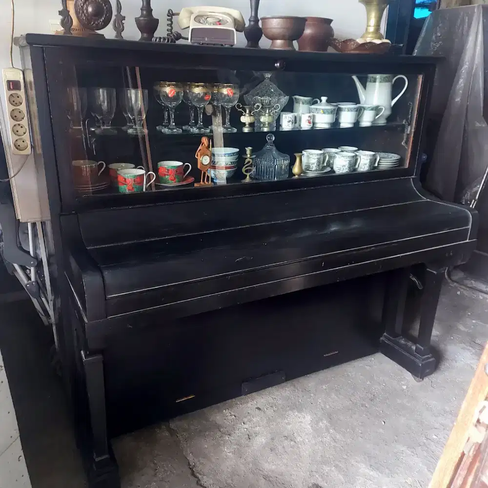 Bufet Body Piano Gerhard Adam Jati Serbaguna • Lemari Rak Hias Vintage