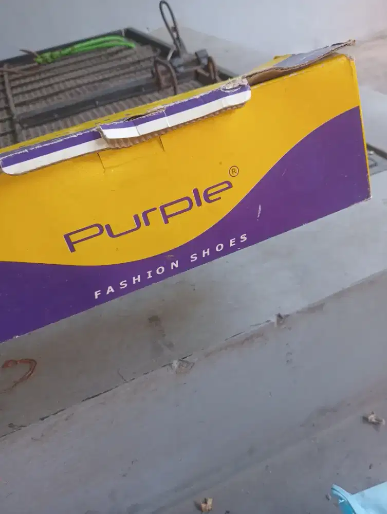 Purple sandak  wanita