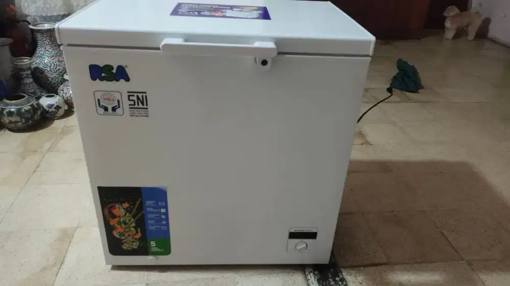 Jual Box Frezer ukuran 200ltr kondisi 99%