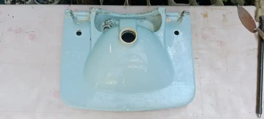 Wastafel bekas murah