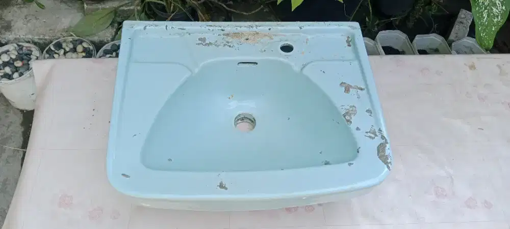 Wastafel bekas murah
