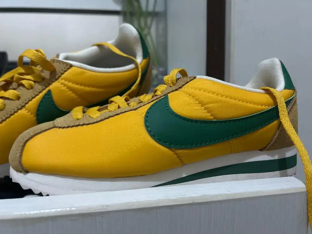 SEPATU NIKE PRELOVED