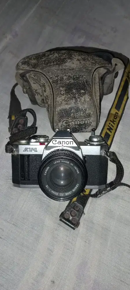 Kamera canon av-1