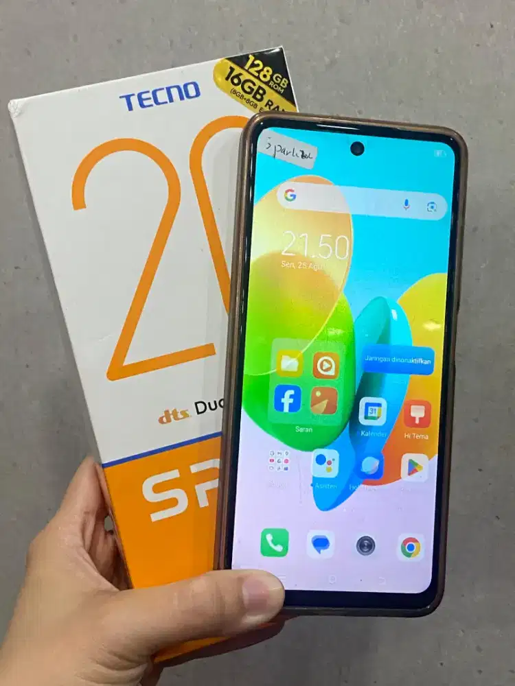 second tecno SPARK 20 C 8/128 GB