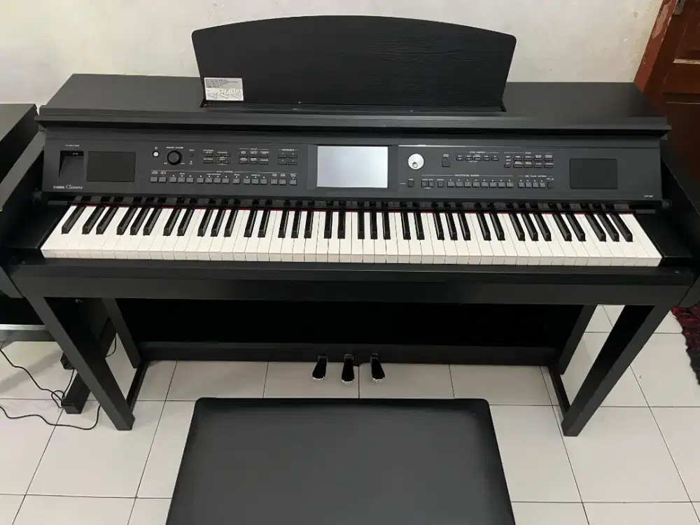 Yamaha Clavinova CVP 605