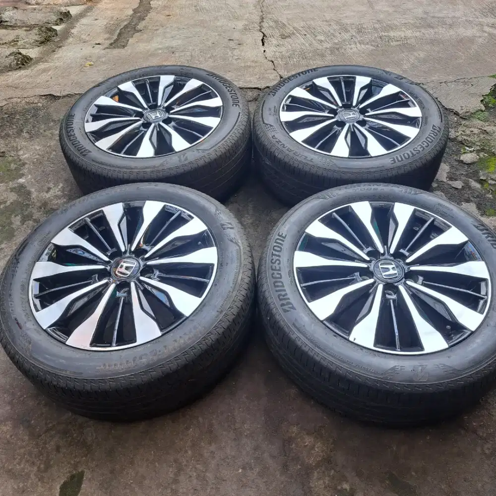 Velg dan ban new brv ring 17 original honda brv