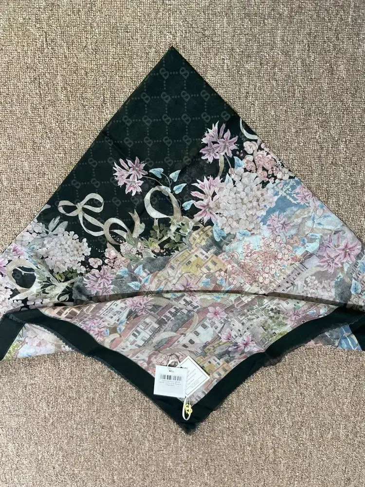 Buttosncarves As Is New WHS 2025