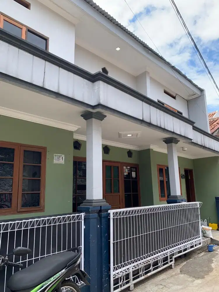 DISEWAKAN RUMAH - COCOK UNTUK USAHA/TEMPAT TINGGAL DI KIARACONDONG