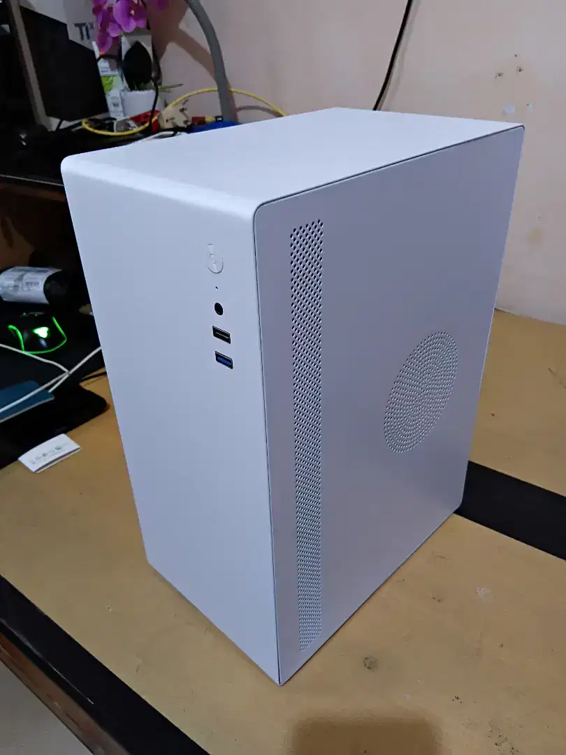 PC Desktop Intel Core I3 7100 with GtX 750 Ti