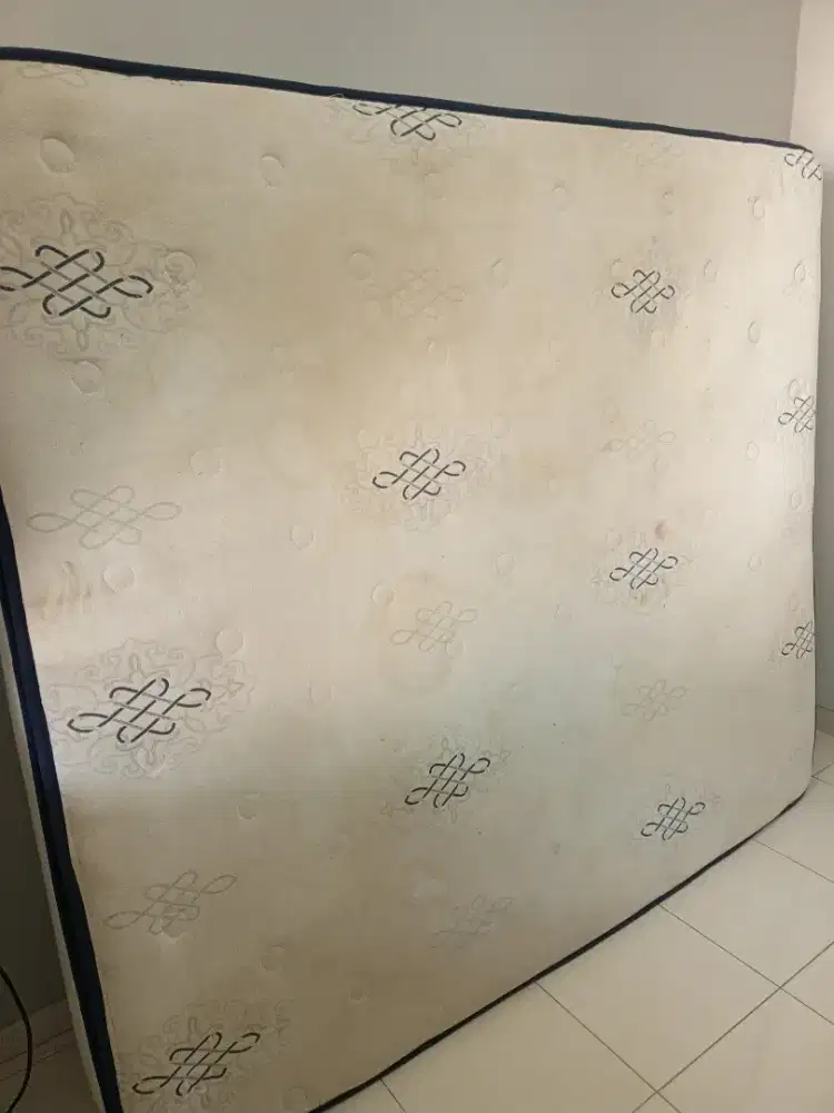 Jasa cuci kasur springbed sofa karpet jok mobil dll