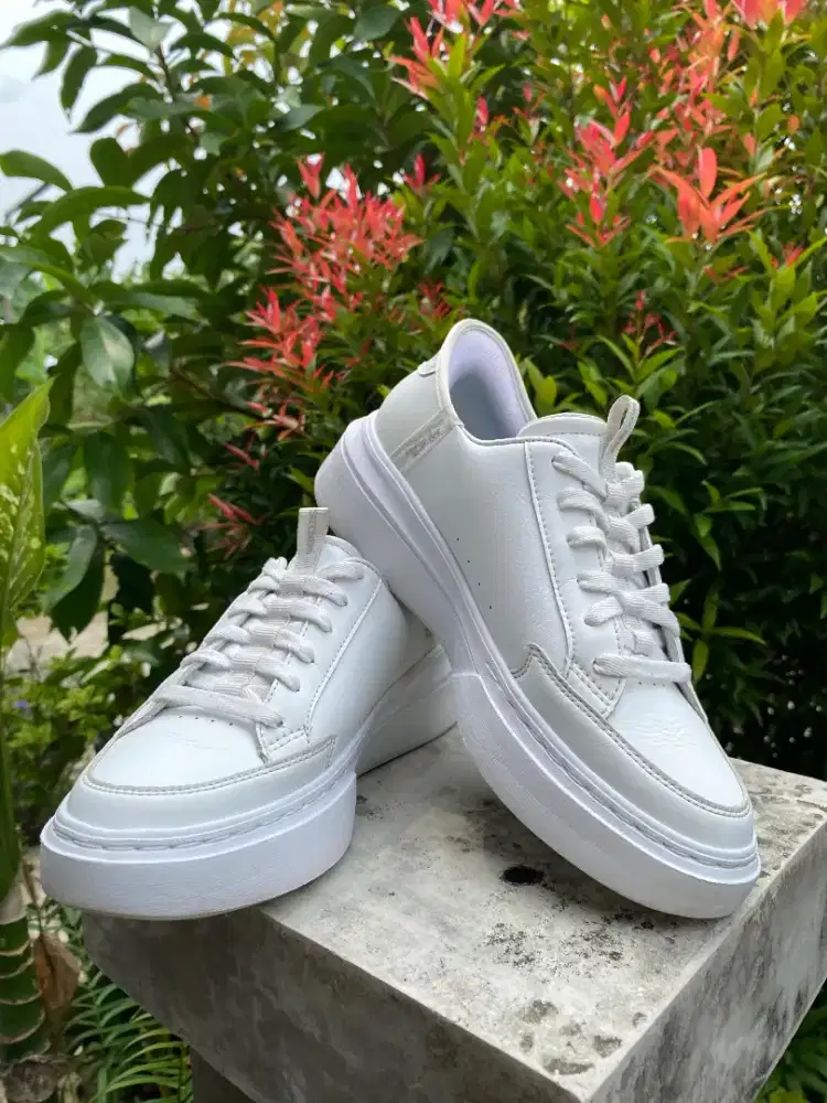 SEPATU SKECHERS WANITA CORDOVA ORIGINAL