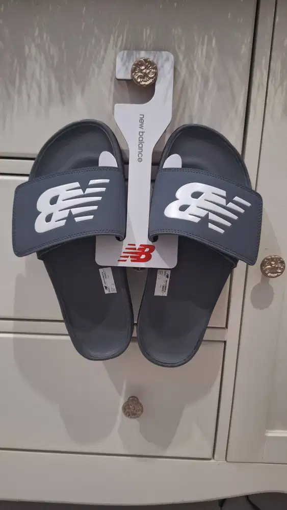 NEW BALANCE size 44 - Sandal NEW 200 (A/M) Men – Original Grey