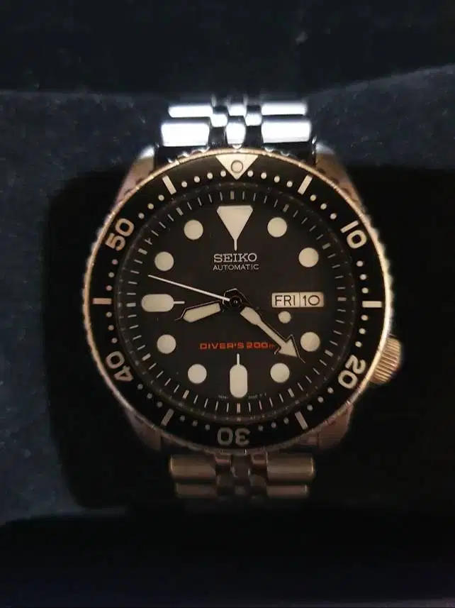Jam tangan SEIKO Legend James Bond SKX007 Fullset
