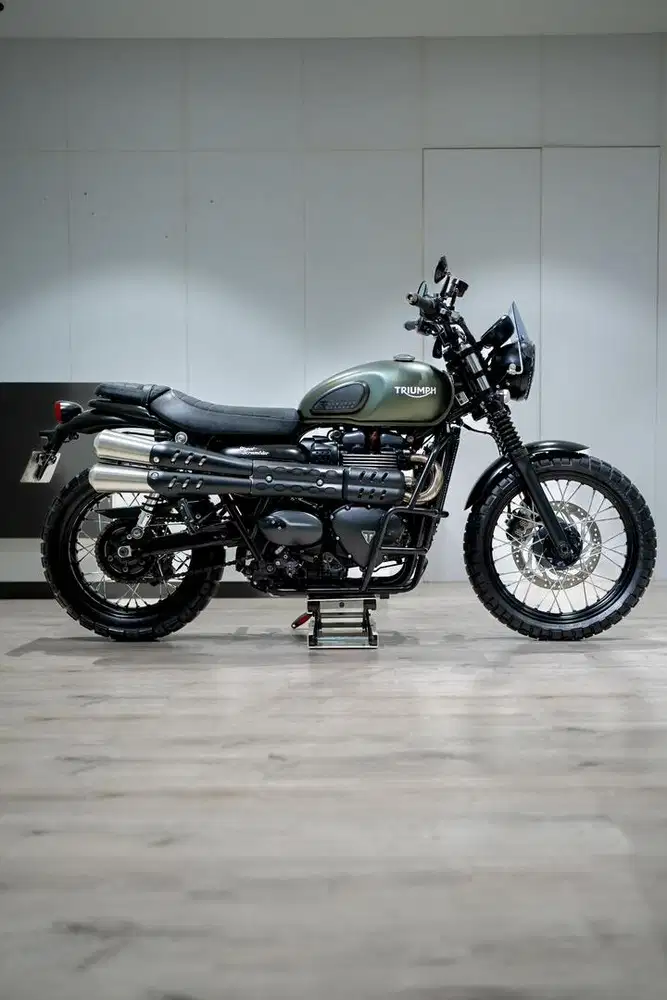 Triumph scrambler