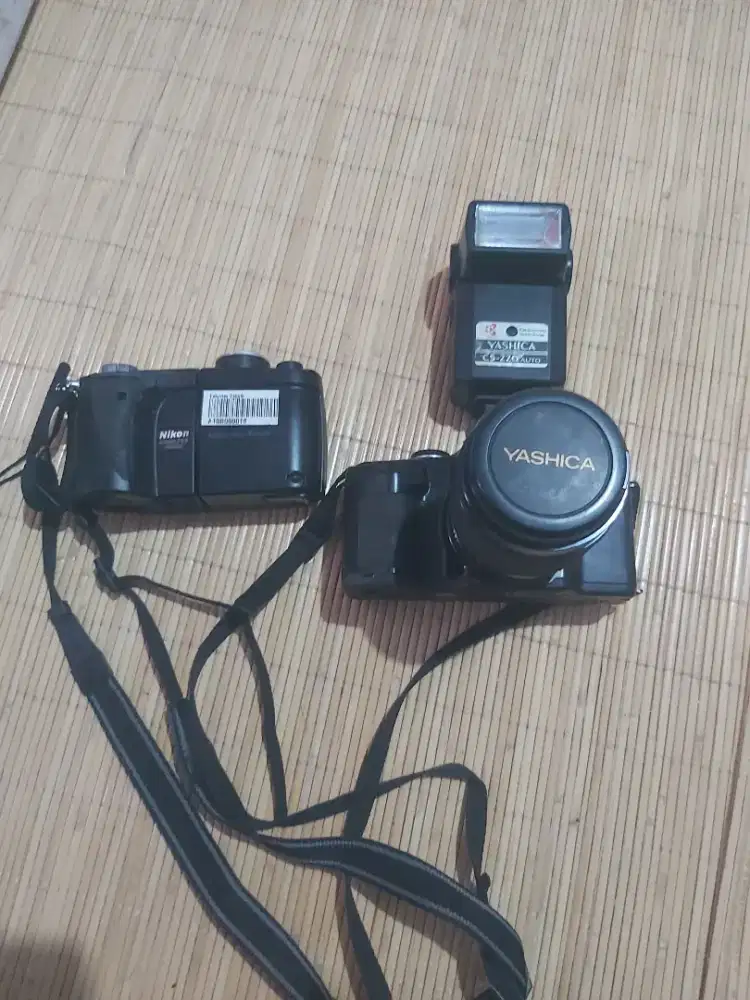 Jual 2 unit kamera vintage minus