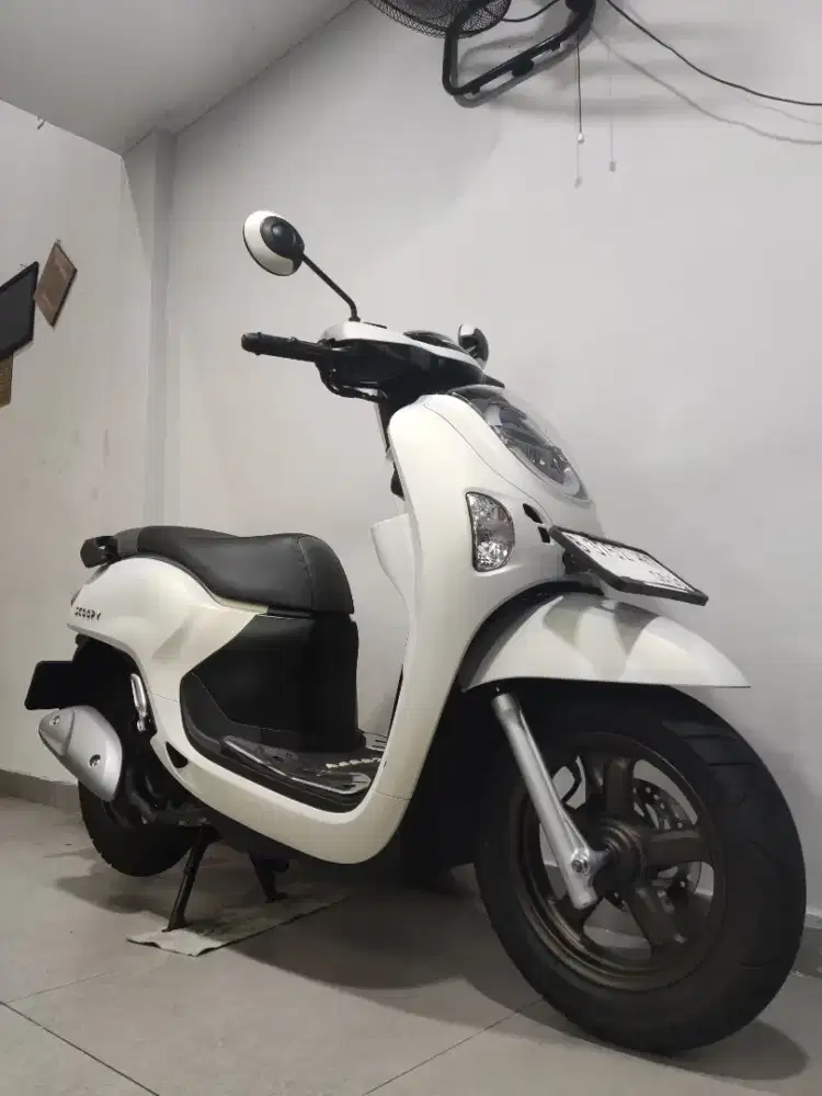 Scoopy New Keyless 2025 Bln 5 Istimewa Mulus Low Km ABBA