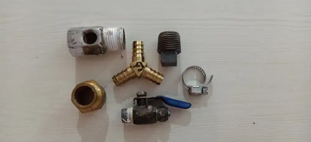 Cabang tiga selang gas soket drat 1/2 kuningan &pvc klem stop kran 1/4