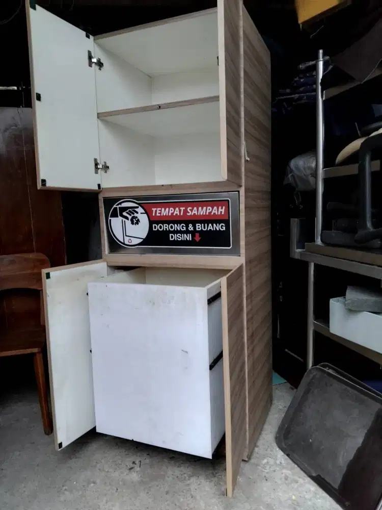 lemari tempat sampah ex mall hotel
