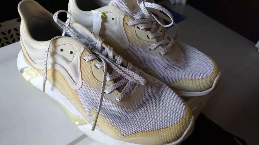 Adidas Alphabounce (Preloved)