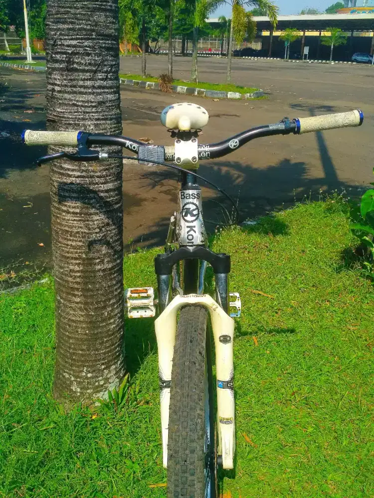 MTB Kona Bass (slope style)