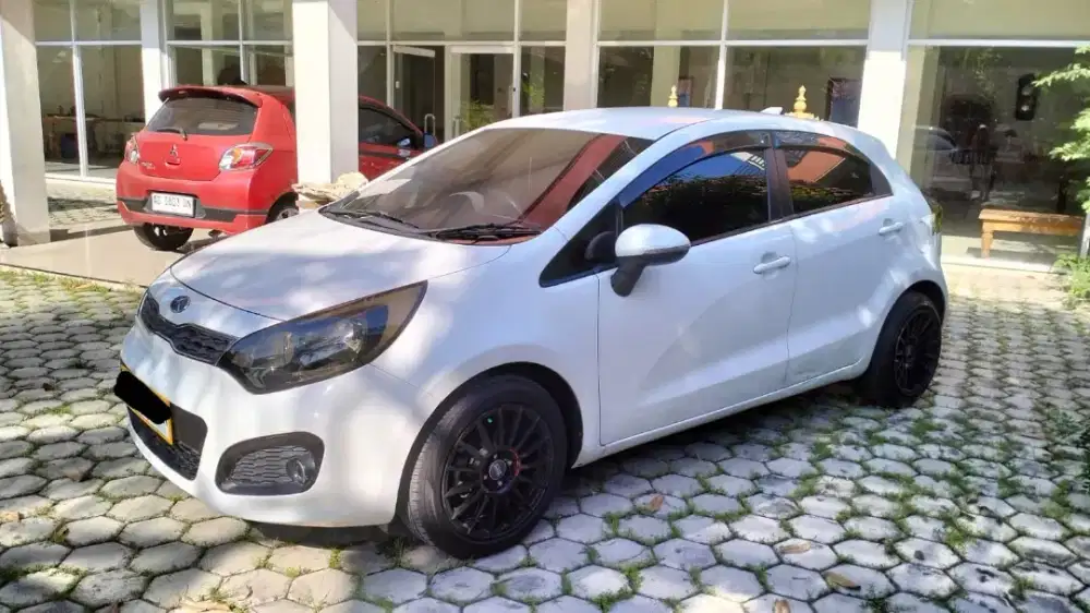 Kia Rio SE 1.4 2013