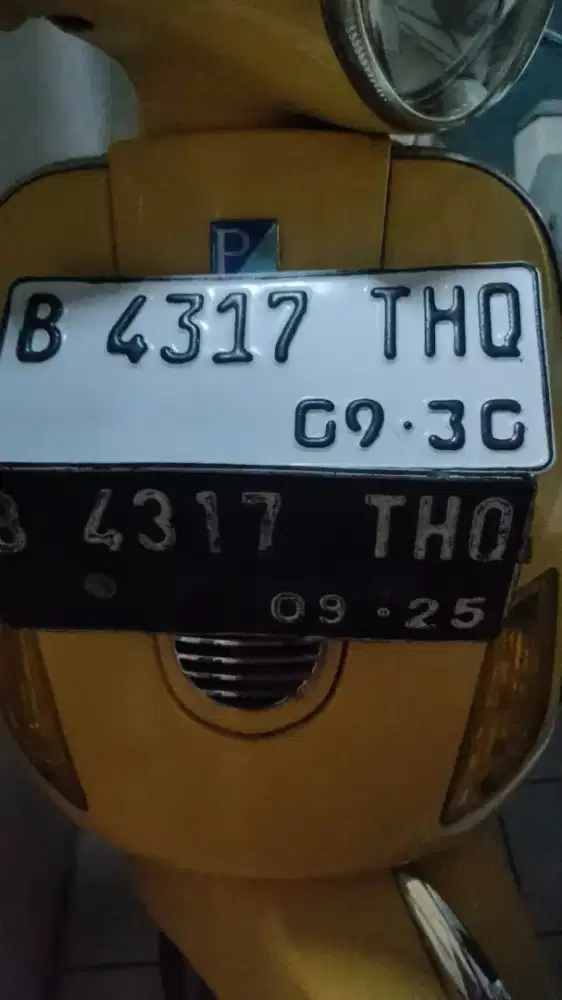 Di Jual Vespa Matik Super Warna Kuning
